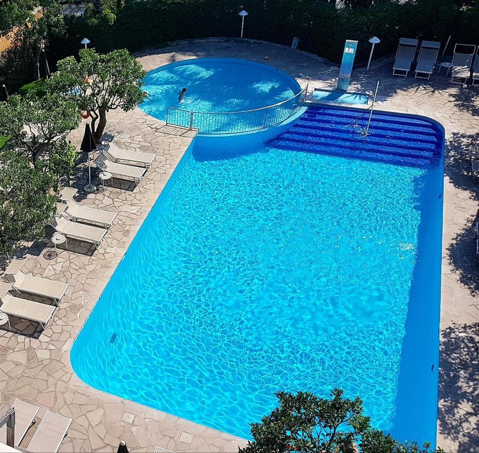 Hotel Alpha Sant'Agnello Exterior foto