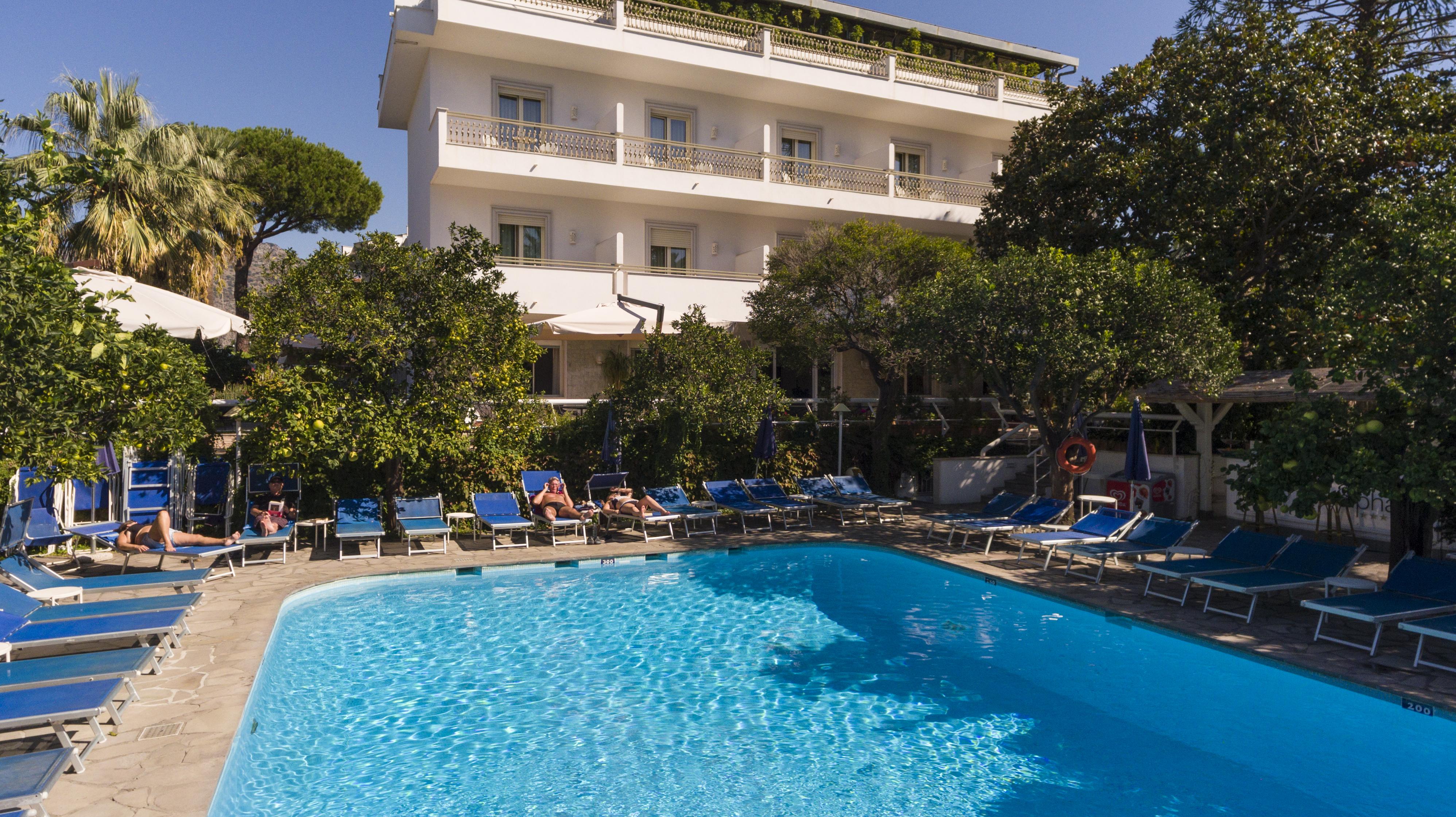 Hotel Alpha Sant'Agnello Exterior foto