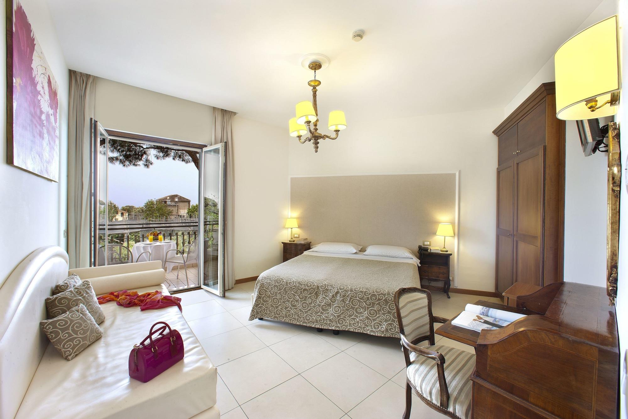 Hotel Alpha Sant'Agnello Exterior foto